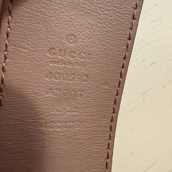 Gucci Belt with Iconic GG Buckle - Picture 9 of 10
